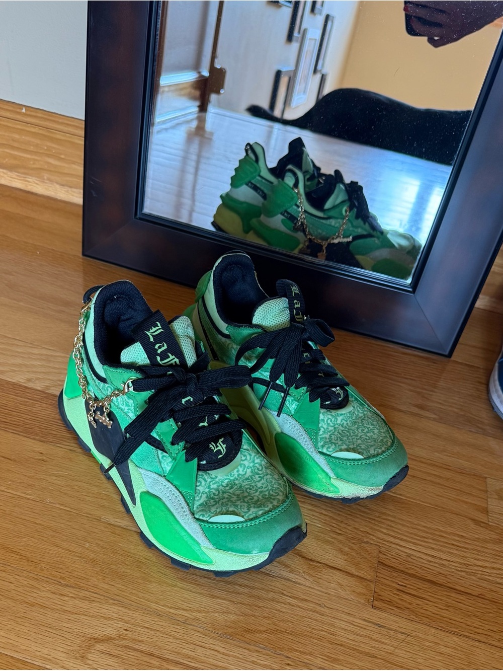 Boys LaMelo Ball Sneakers (size 3.5)